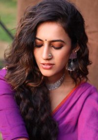 niharika konidela 8